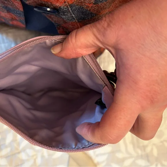 Vintage Coach Pebbled Leather Crossbody Bag -Small - Picture 10 of 16